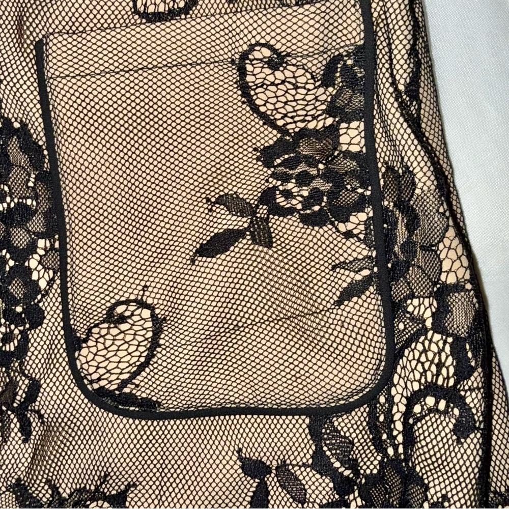 Abercrombie‎ & Fitch Woman’s Size 0 Black Lace Mini Skirt Elegant Chic Y2K Goth - Picture 5 of 8